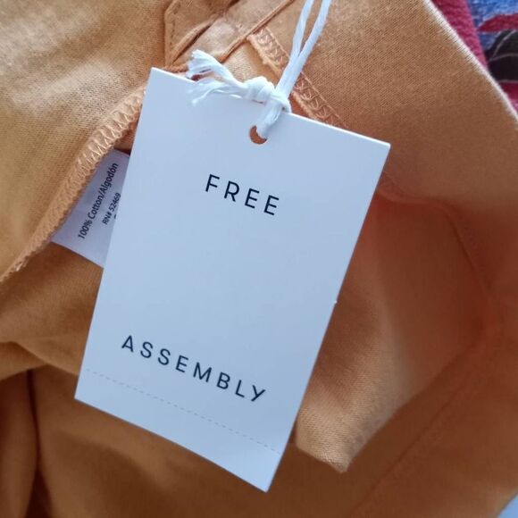 FREE ASSEMBLY YELLOW TOP SZ.XXXL NWT - Picture 6 of 6
